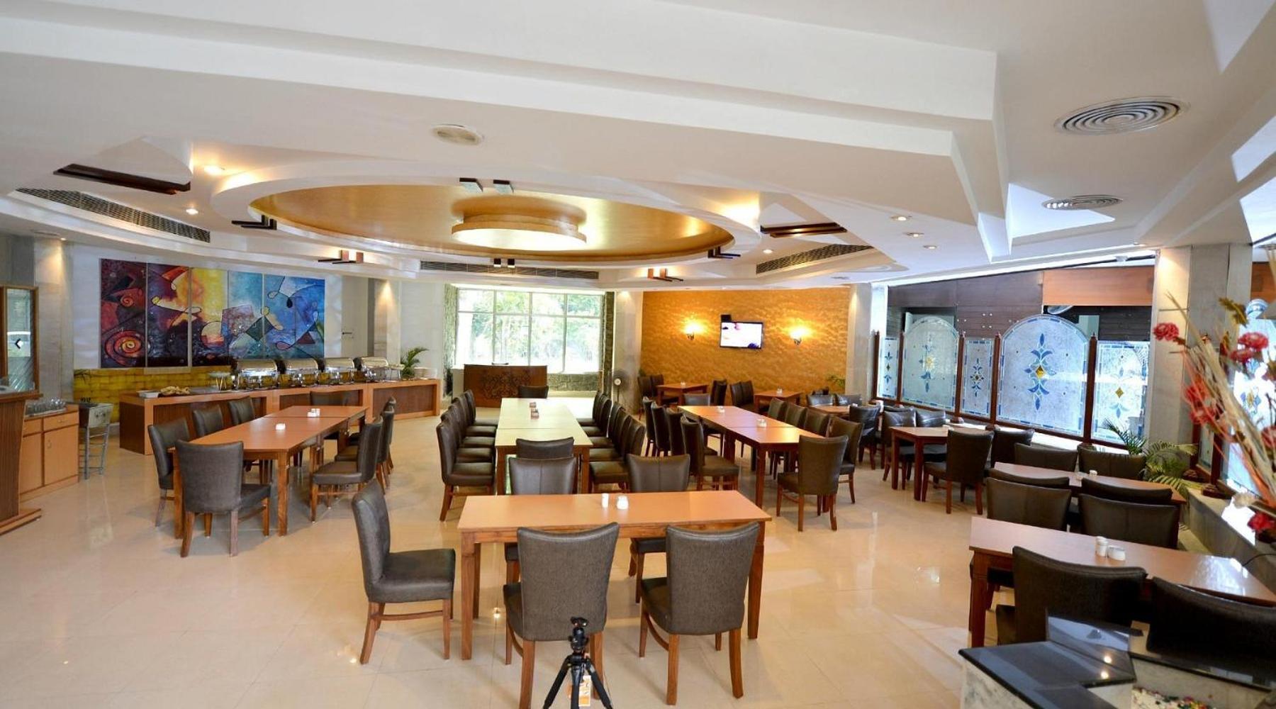 Hotel Raj Hans, Faridabad Luaran gambar